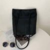 small tote black