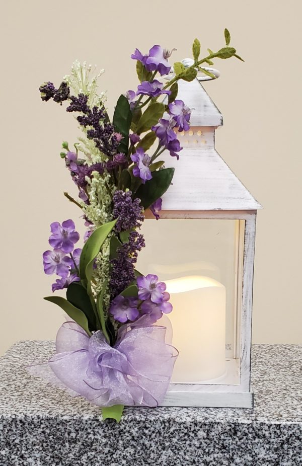 purple whuite lantern