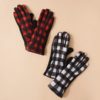 gloves r and b