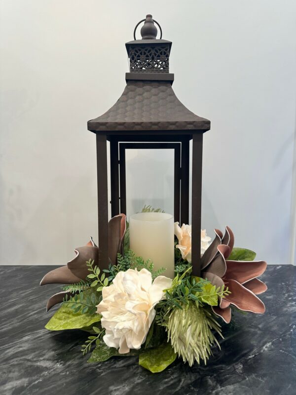 20 emb brown lantern